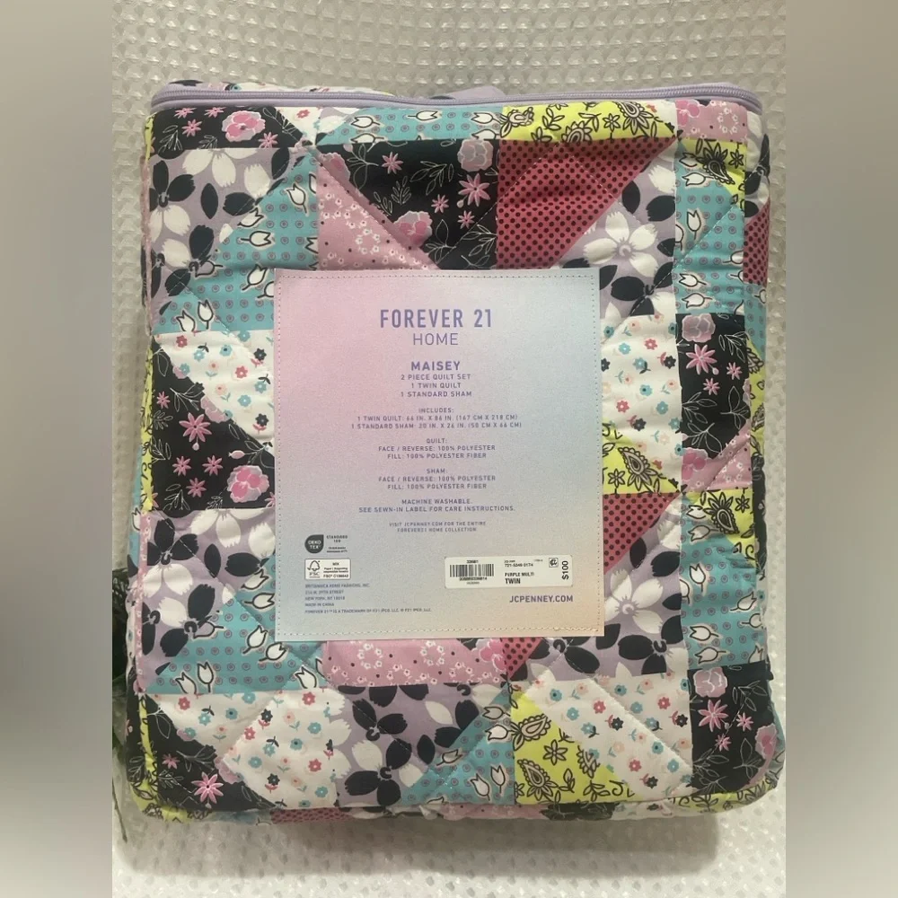 Forever 21 Floral Patchwork Quilt - Pink, Blue, Black, White
